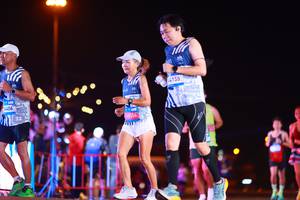 BIB: 4155, 70097, 907
                            <button type="button" onclick="openModal(22994809)" class="btn btn-primary btn-sm float-right btn-popup" data-toggle="modal" data-target=".modal-high-quality">
                        <i class="fas fa-shopping-cart"></i> Add to Cart
                    </button>
                                            <button type="button" onclick="isThisMe(22994809, true)" class="btn btn-success btn-sm float-right btn-popup btn-isme hidden" data-toggle="tooltip" data-placement="bottom" title="นี่คือรูปของคุณใช่ไหม คลิกที่นี่เพื่อเอาเข้าอัลบั้ม">
                        <i class="fas fa-plus"></i> Add to album
                    </button>
                    <button type="button" onclick="isThisMe(22994809, false)" class="btn btn-warning btn-sm float-right btn-popup btn-isnotme hidden">
                        <i class="fas fa-ban"></i> Remove from album
                    </button>